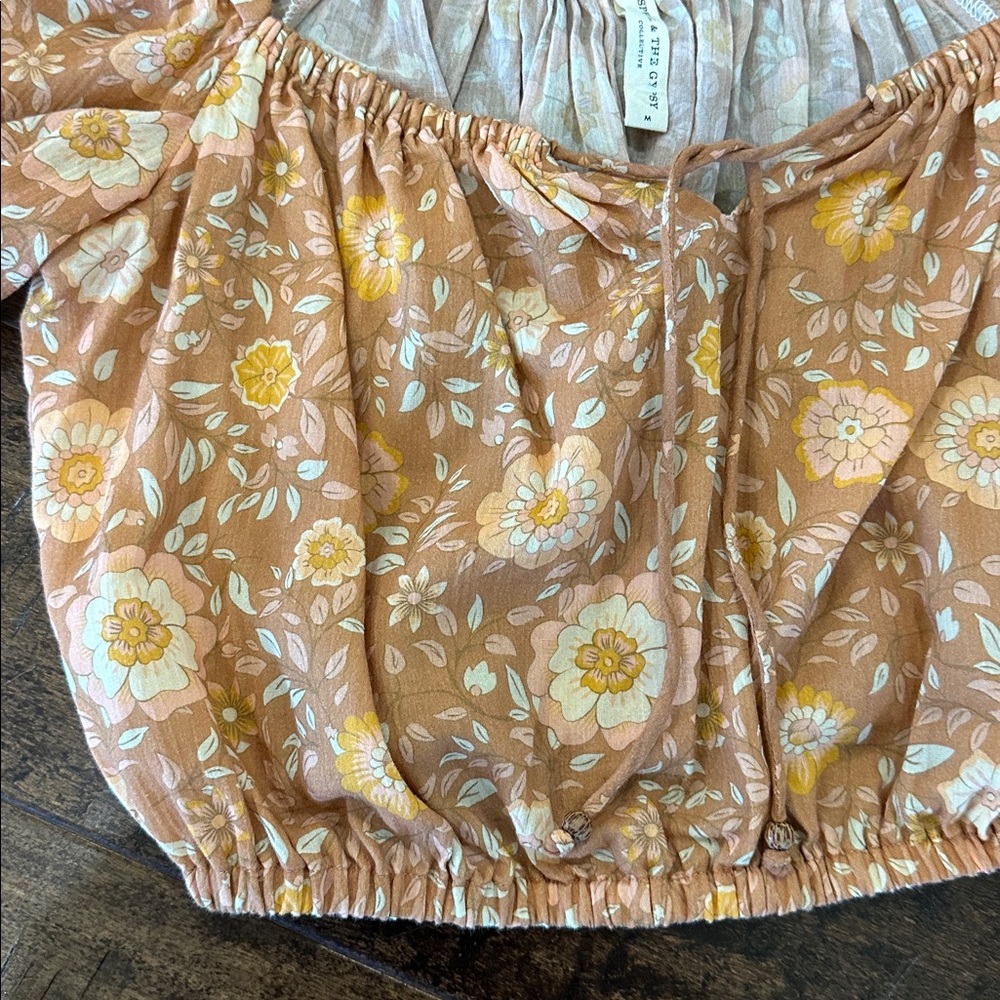 Spell & The Gypsy crop top with puff sleeves - Picture 4 of 5